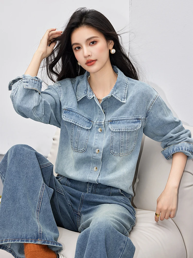 Vintage Women's Oversized Denim Shirt Autumn New Streetwear Light Blue Blouse Fashion Long Sleeve Top Lady Loose Jean Shirt