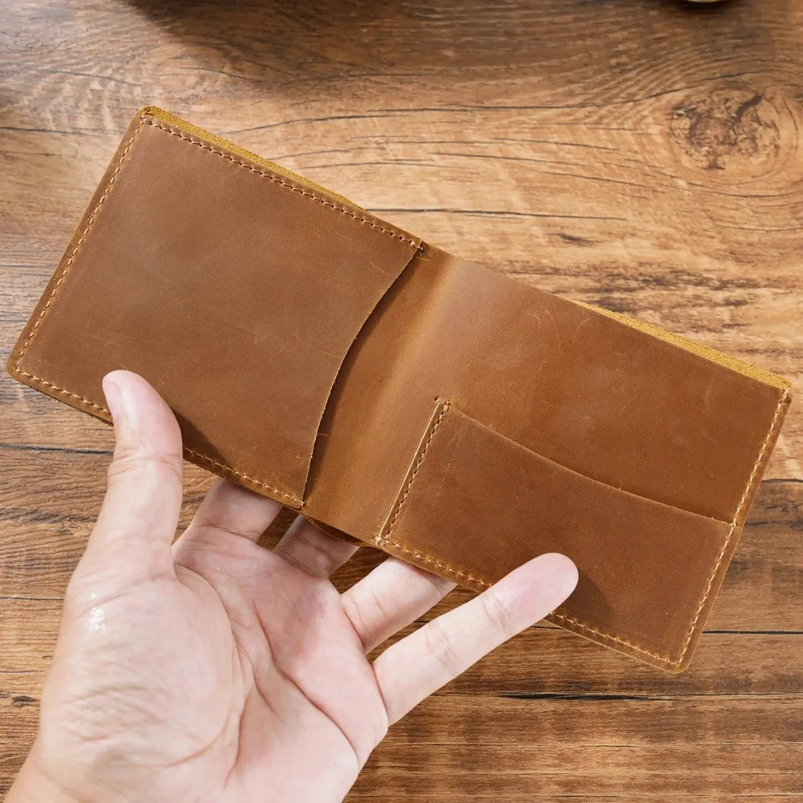 

Genuine Leather Slim Bifold Wallet, Vintage Credit Card Holder Portable Short Wallet Small Money Purse