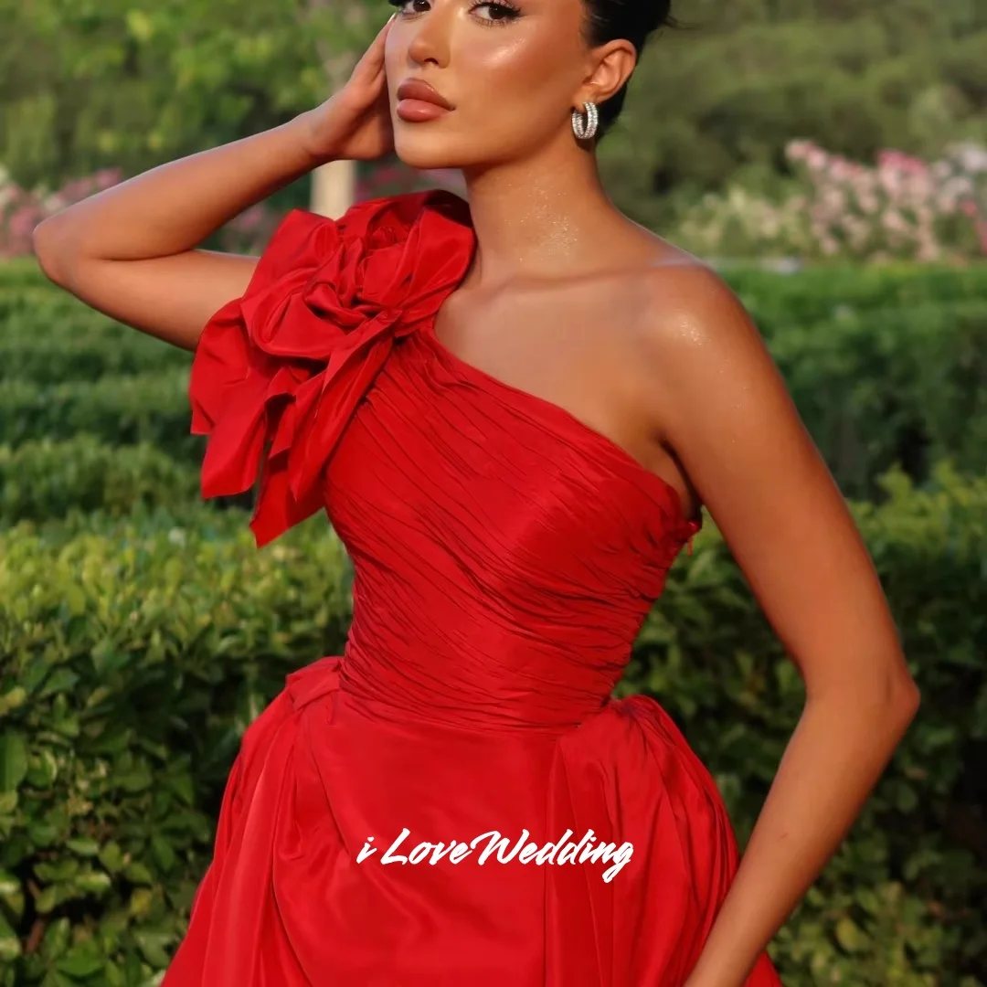 فستان أحمر ثلاثي الأبعاد للحفلات الراقصة بكتف واحد بدون أكمام على شكل حرف a وفتحة جانبية بدون ظهر بطول الأرض فيستدوس دي فيستا مطوي حسب الطلب