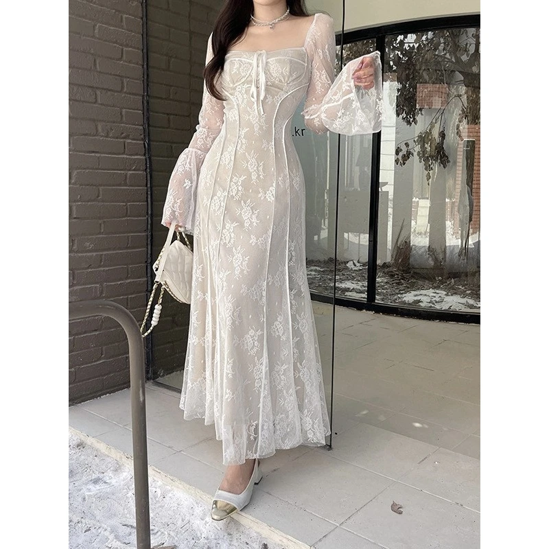 กระโปรงทรงเอ ยาว ผ้าลูกไม้ ดีไซน์เซ็กซี่  สำหรับสาวมั่นใจ  คอปกตุ๊กตา  ทรงเข้ารูป  สำหรับเดินทาง