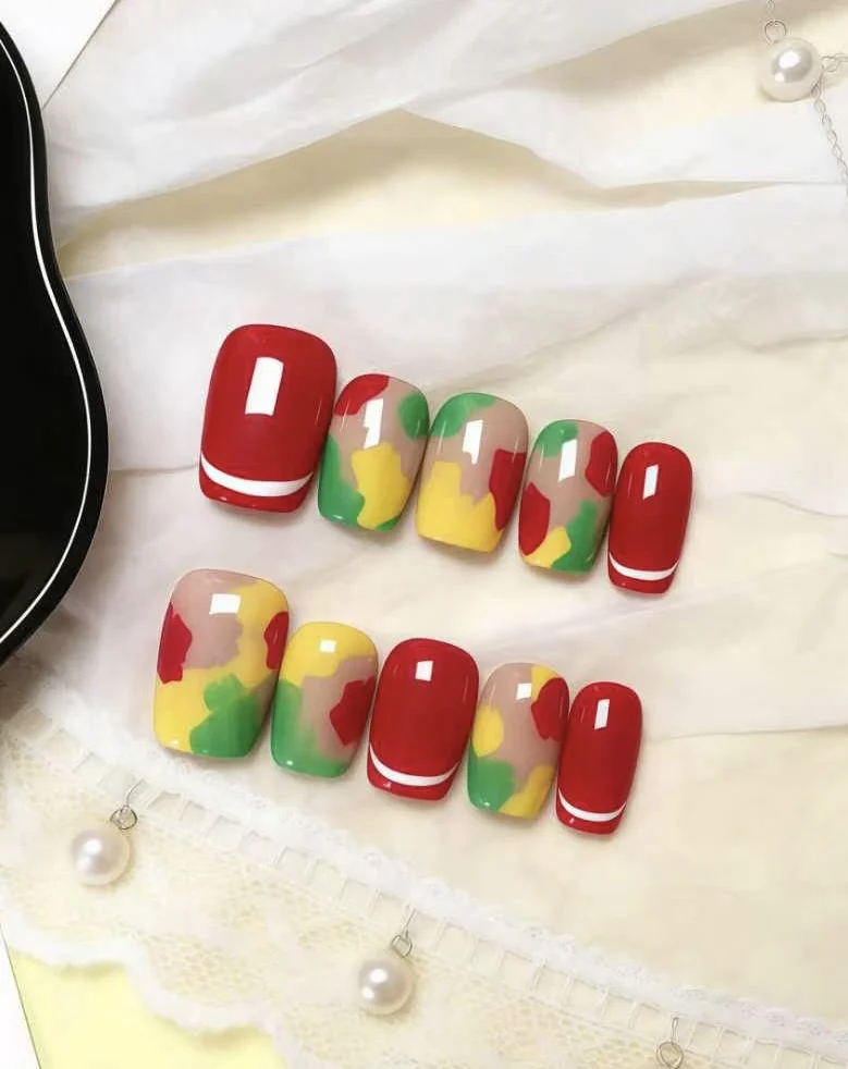 10-Piece Set of Red, Yellow, and Green Camouflage Press-On Nails, Suitable for Outings, Parties, and Daily Commuting, with a Bold Color That Makes Your Fingertips the Center of Attention.