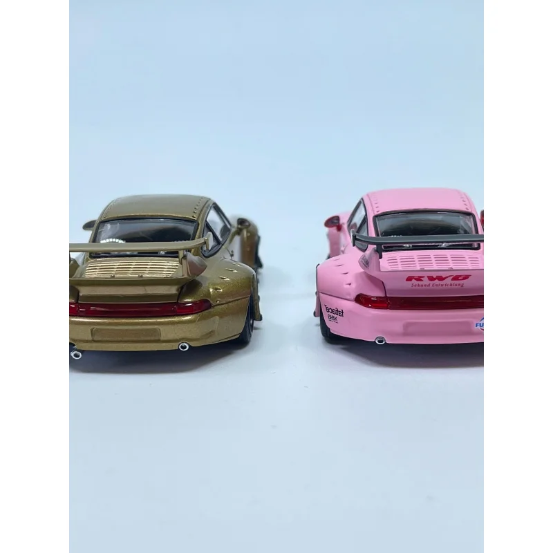 930Alloy1:64High-end limited edition car model simulation ornament for men's collection