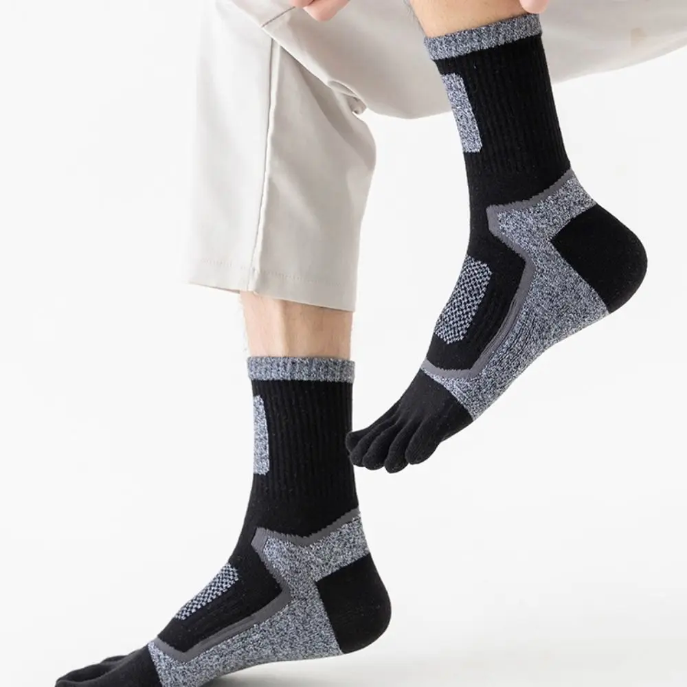 Fashion Soft Warm Split-toed Socks Thick Trendy Sport Patchwork Color Five Finger Socks Middle Tube Hosiery Cotton Men Socks