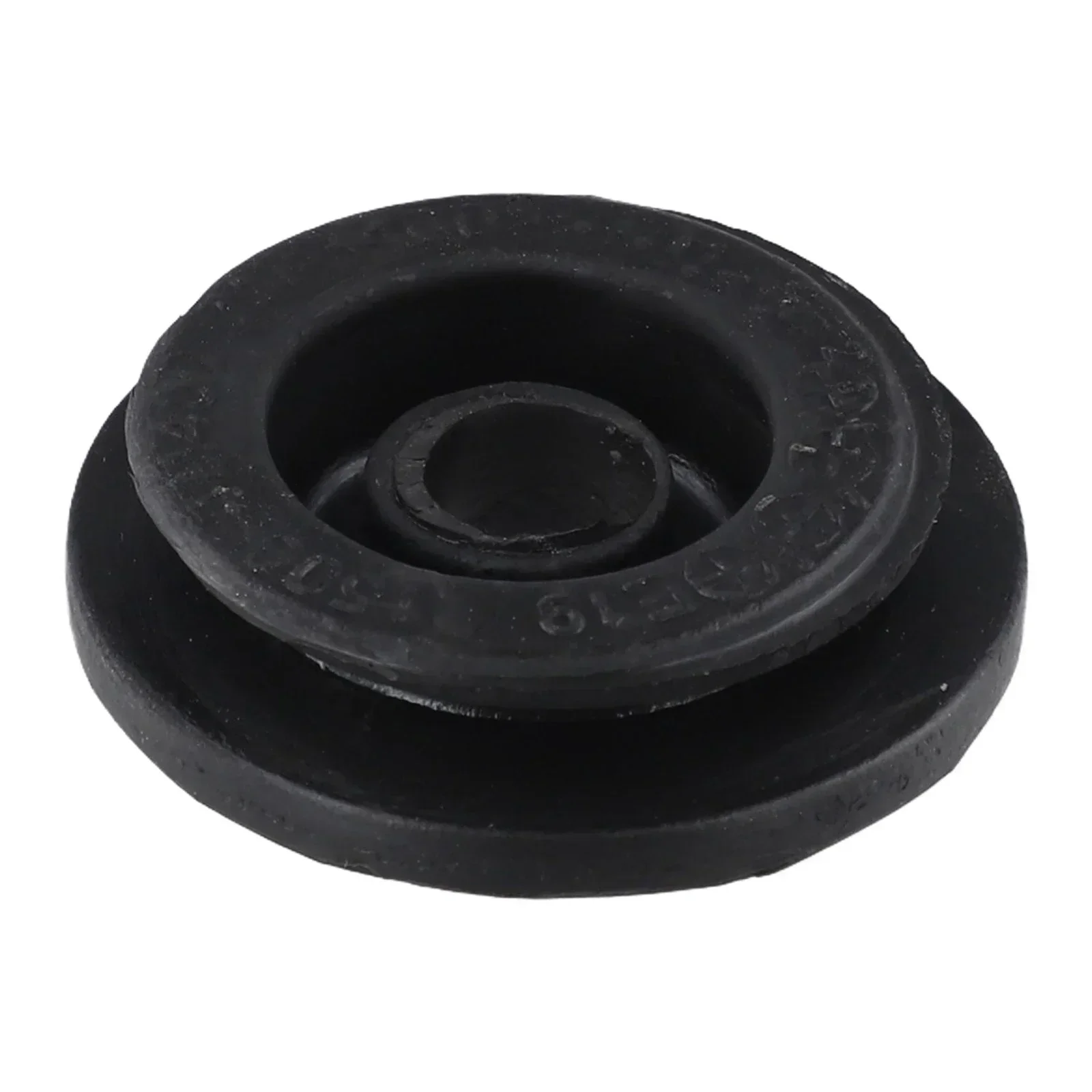 Rubber Radiator Mount For Nissan XTrail T30 T31 T32 Direct Replacement, Ensures Optimal Heat Transfer Performance