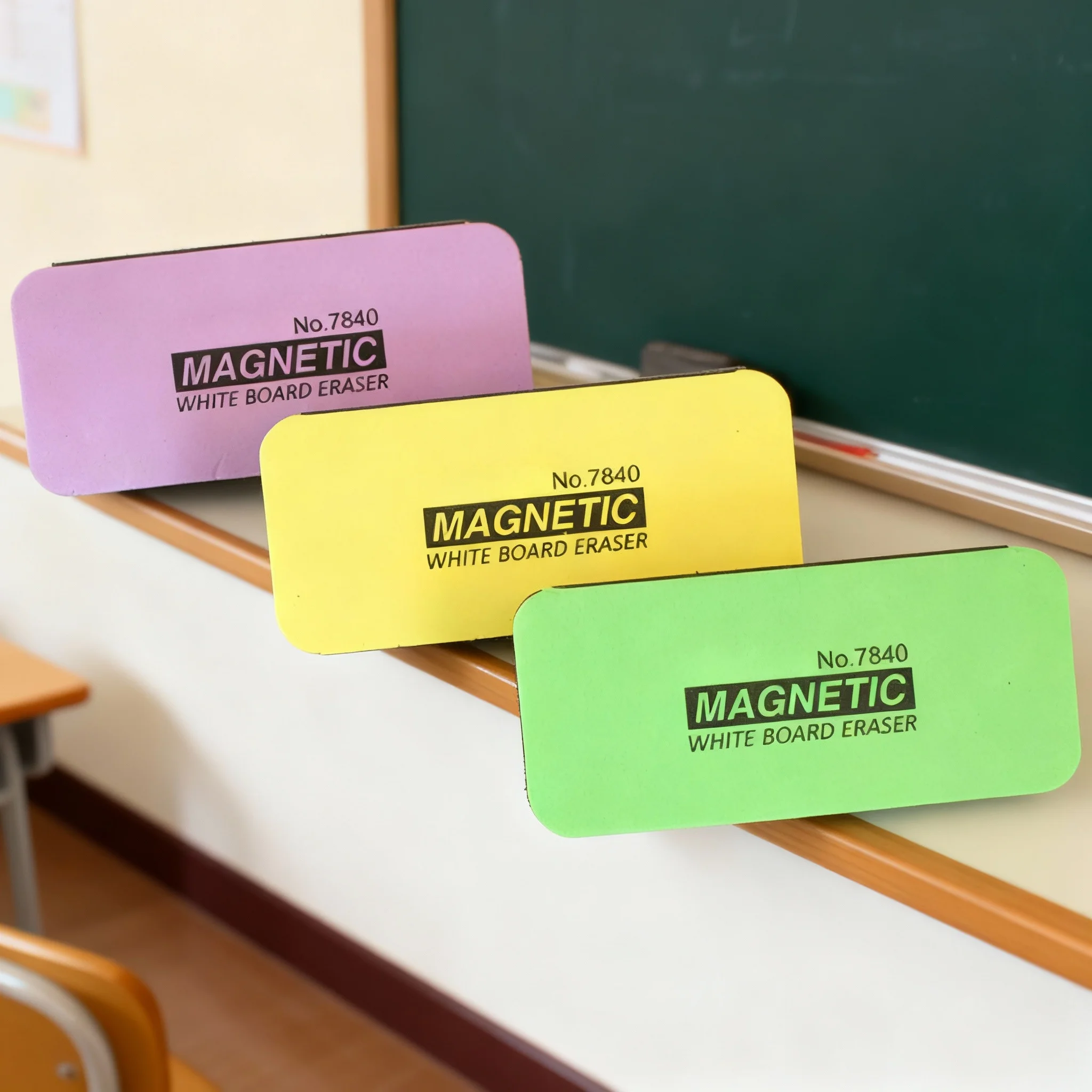 NEW High-end 1PC Magnetic Blackboard Chalkboard Whiteboard Eraser Cleaner Dry Wipe Marker Pen Duster White Black Chalk Board