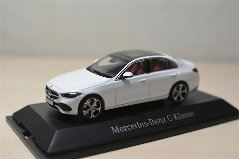 modele-de-voiture-en-alliage-blanc-benz-classe-c-w206-saloon-echelle-1-43-diecast-herpa