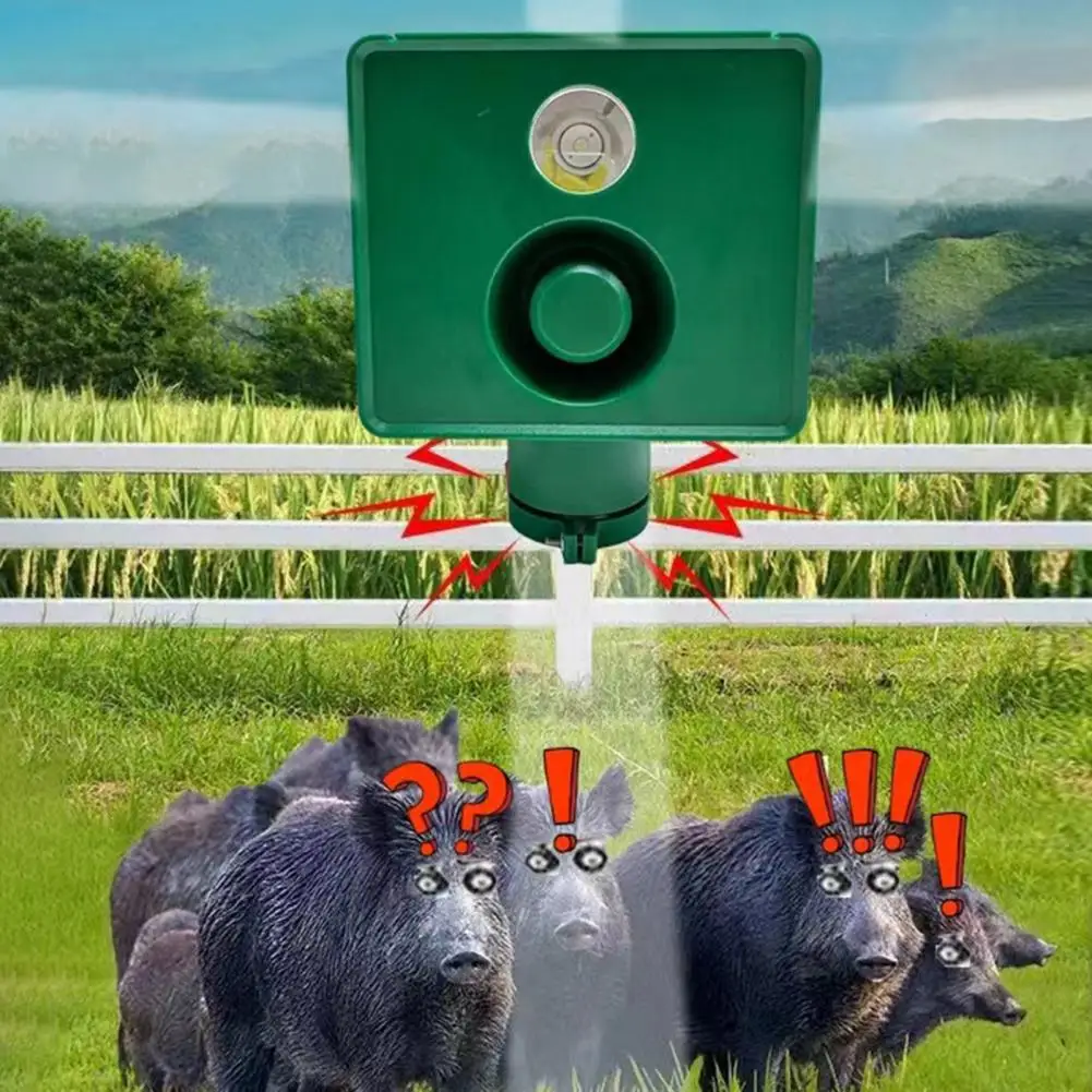 

Solar-powered Intruder Deterrent Lights Weather-resistant Solar Repellent Light with Loud Volume for Farm Fields for Home