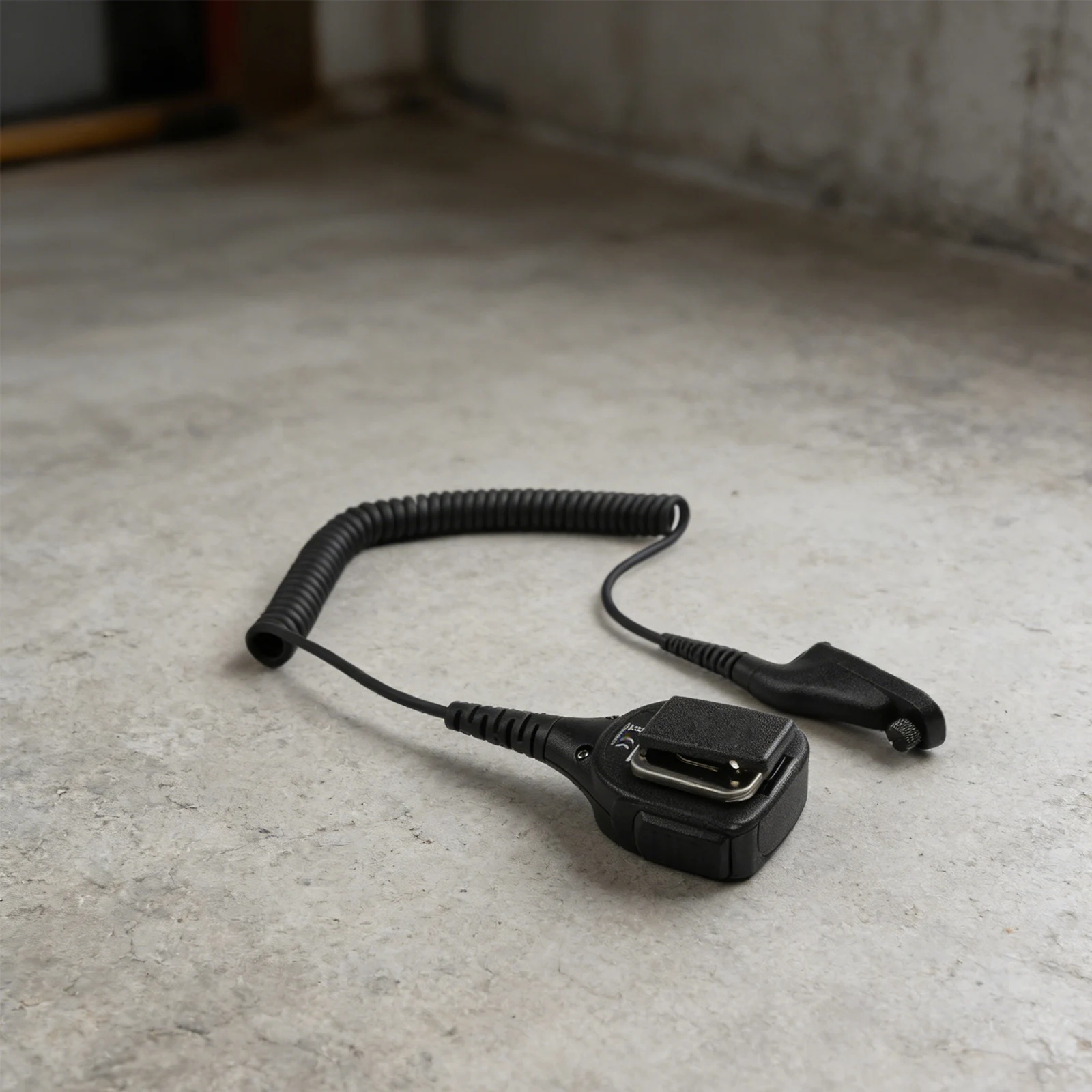 3.5mm Headphone Jack Speaker Mic For Industrial Use Collar Clip Attachment For XPR7350e Speaker Microphone For Radio