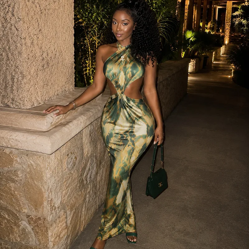 Elegant Women's Printed Erotogenic Slim-fit Long Body Clothes With Suspend Neck And Color-blocking Elastic Design Boho Prom