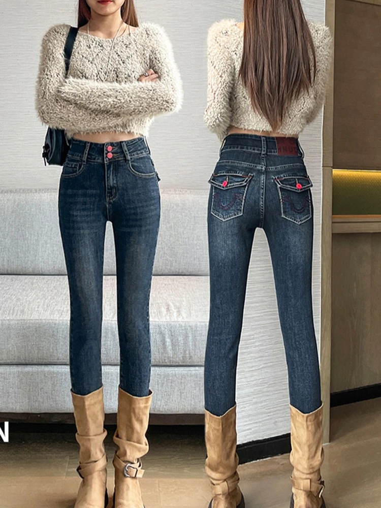 레트로 하이웨이스트 타이트 핏 슬림핏 청바지 여성 가을 겨울 2025 배색 버튼 다용도 팬츠