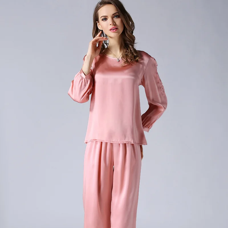 Birdtree 100%Mulberry Silk Spring/Autumn Pajama Set Women\'s Embroidered Long Sleeve Pants Pullover Simple Homewear New S30760QM