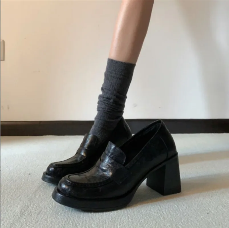 

Women's Vintage Chunky Heel Loafers 8cm Silent Step PU Slip-On Office School Casual Shoes Black Brown Round Toe Comfortable Walk