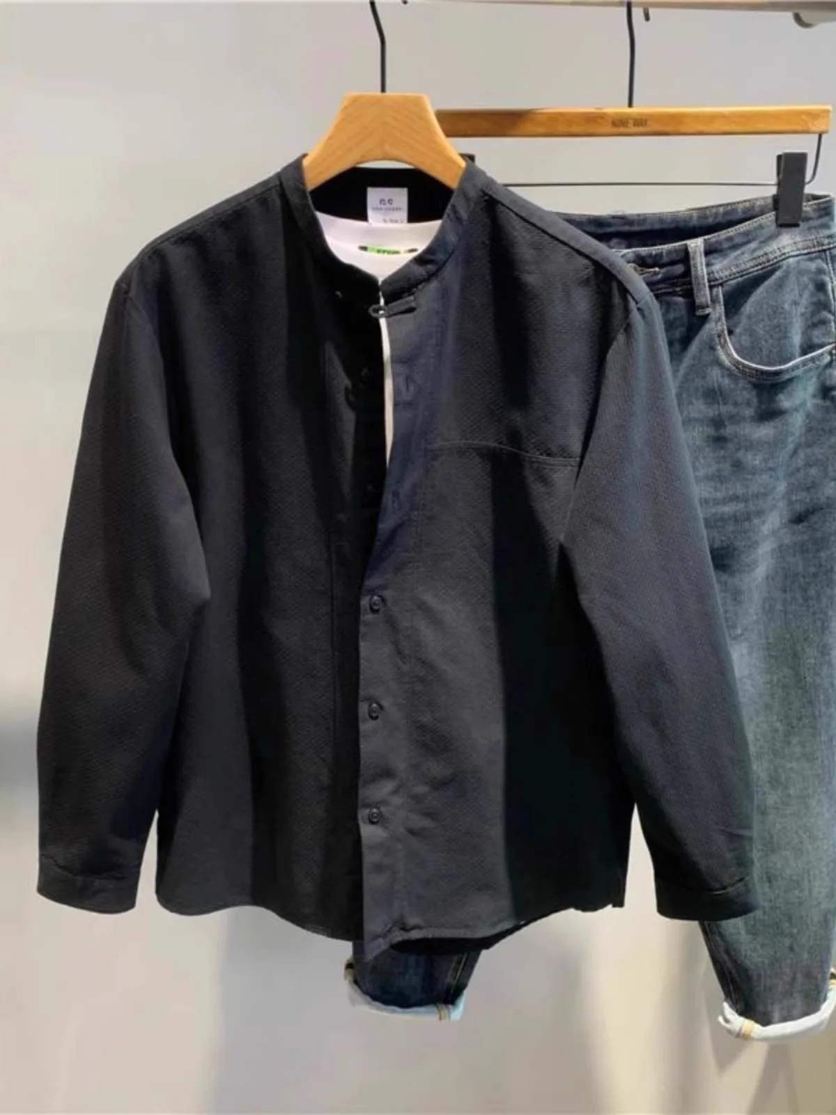 

Spring Summer Men's Long Sve irt Casual round Ne Pure Color Retro Faion Brand Loose Fit Youth Trend UPF30+ Sun Prote...