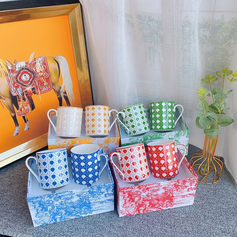 

Checkered Design Ceramic Couple Cups, Colorful Drink Ware with Gift Box, Milk Mug, Home Dinnerware Set, Birthday Gift