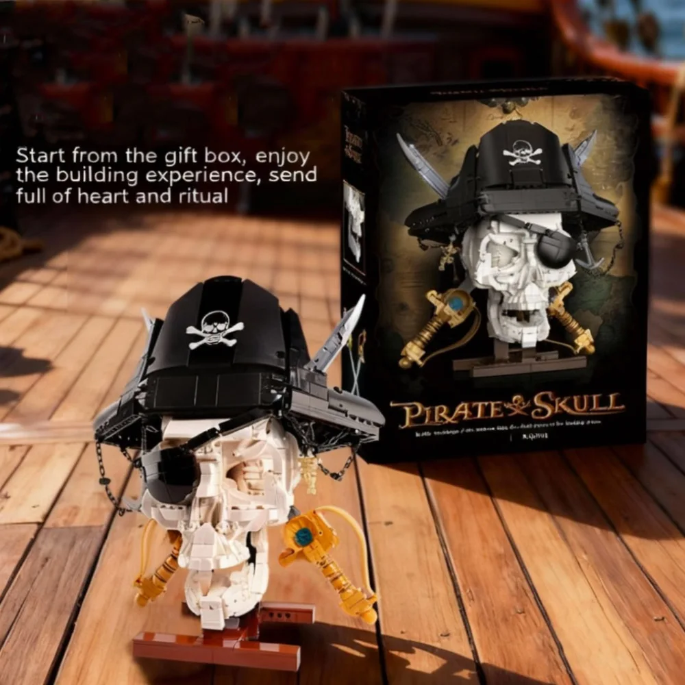Creative 1167pcs building blocks pirate skull MOC Building Block Set Model Gifis Toys Christmas  Adult  Kids ABS