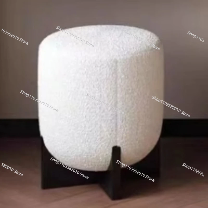 

Современный пуф из ткани букле - круглый мягкий табурет на деревянных ножках для гостиной и спальни