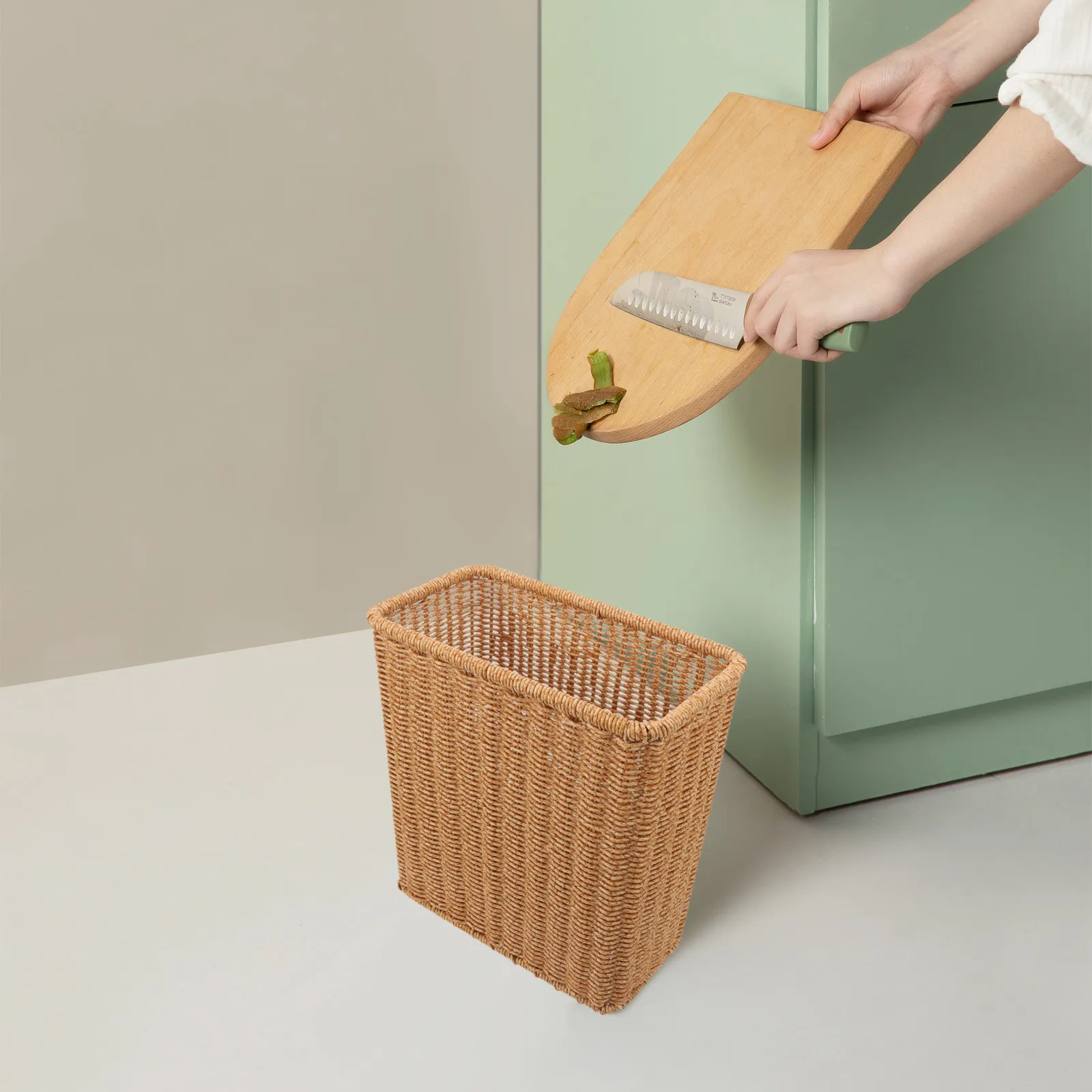 

Exquisite Texture Plastic Woven Trash Basket Multifunctional Storage Organizer for Wastepaper Sundries Bedroom Kitchen