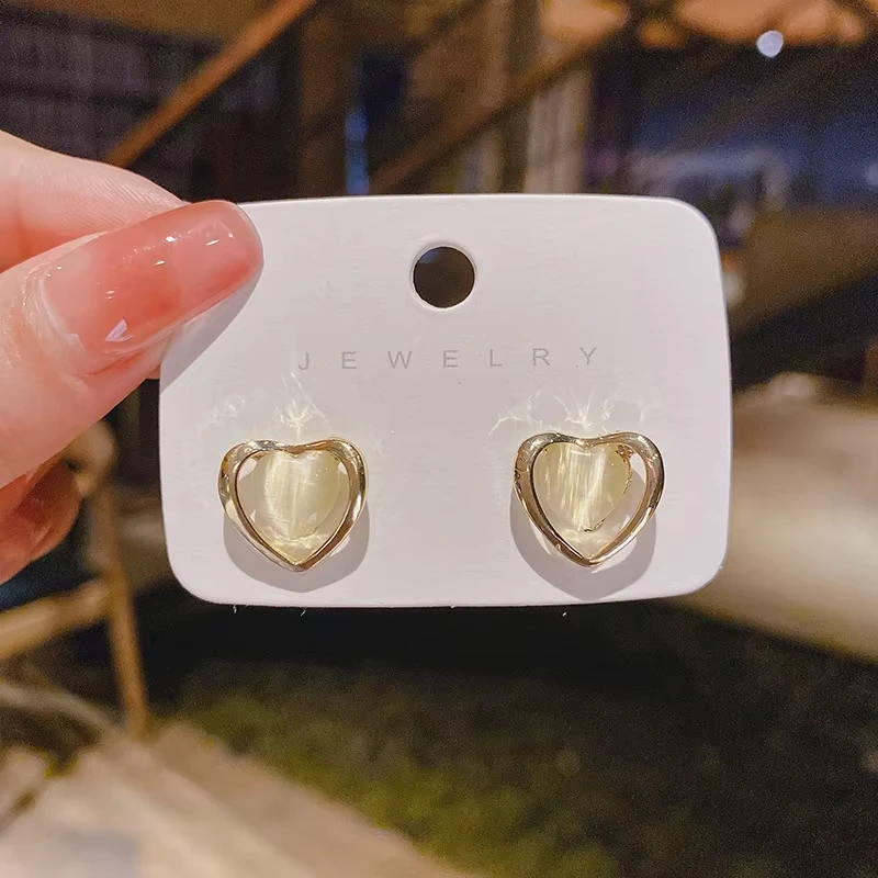 Korean Fashion Heart Hanging Earrings White Enamel Imitation Pearl Elegant Trendy New Red Pink Acrylic Heart Dangle Earrings