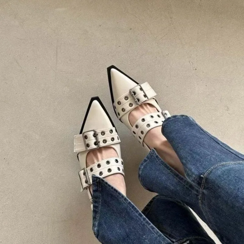 42 Big Size Summer New Korean Version of Shallow Mouth Flat Women's Shoes Belt Buckle Small Pointed Head Rivet Single  Sandals