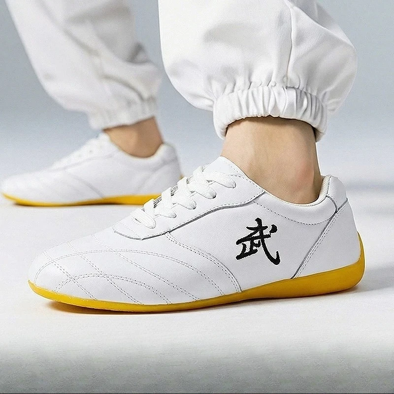 

2026 Popular Genuine Leather Men's And Women's Tai Chi Shoes Mesh Cowhide Sole Men's Martial Arts Shoes Comfortable Exercise Sho