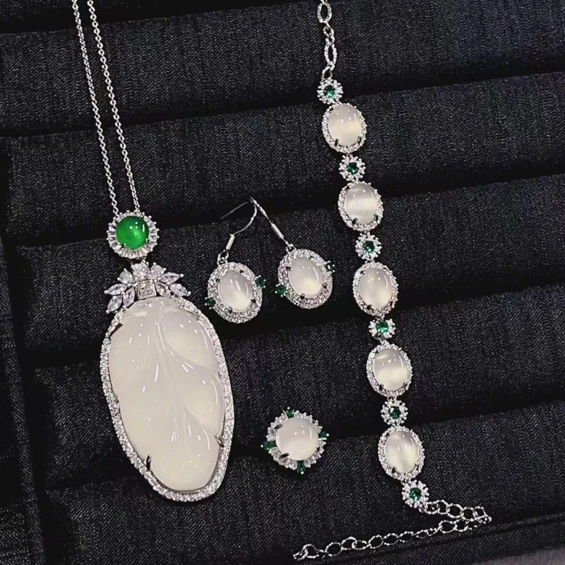 Ice horse material white chalcedony leaf set agate women's jade pendant bracelet ring four-piece set