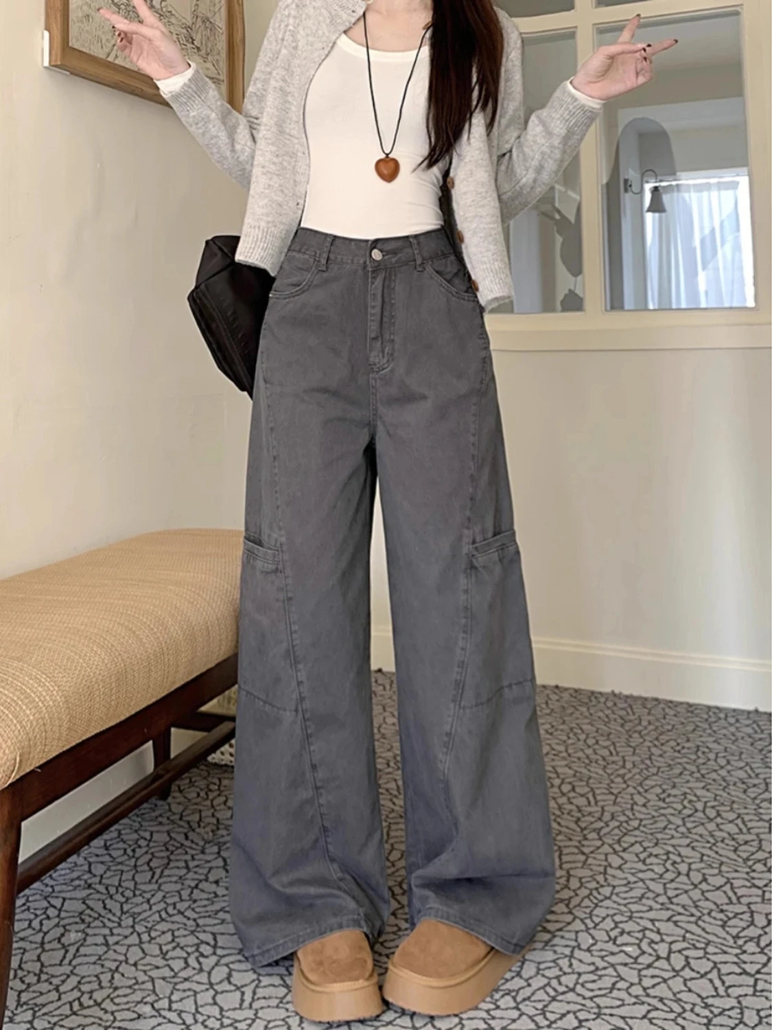 

Trendy Y2k Jeans for Woman Winter High Waist Wide Leg Cargo Denim Pants with Unique Design Straight Leg Long Trousers