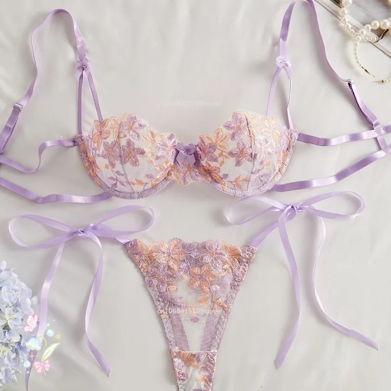 Conjunto de sujetador de malla transparente con bordado Floral, conjuntos de bragas con tirantes ultrafinos, lencería Sexy de encaje de flores, ropa interior de media Copa para mujer 2025