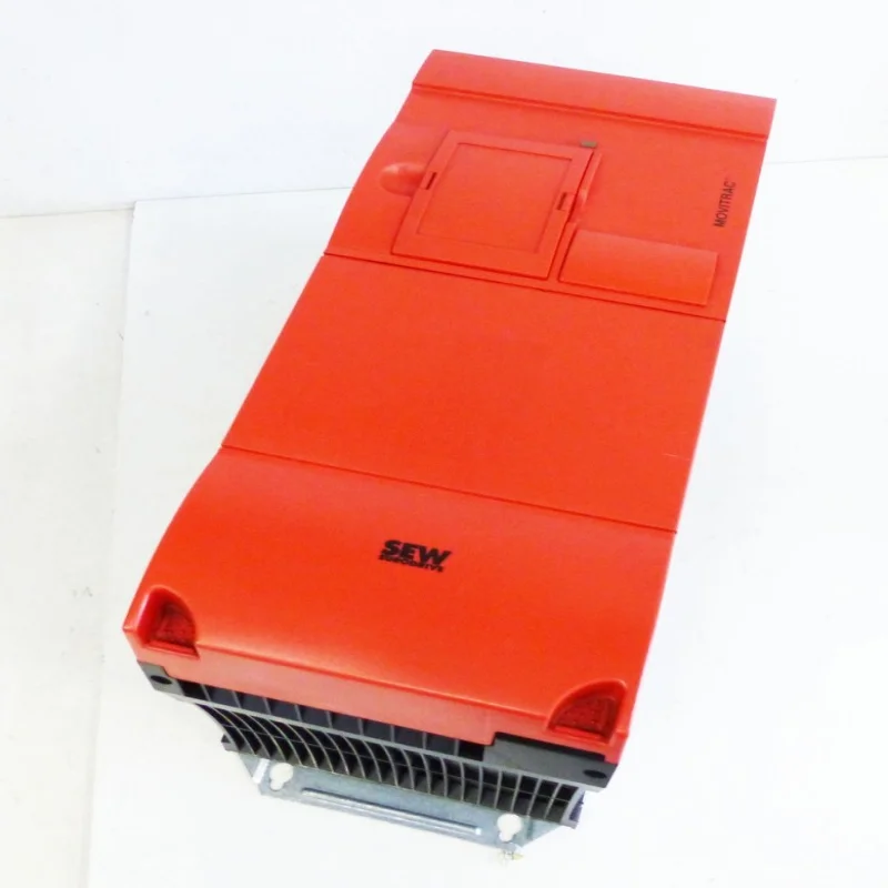 

Новый оригинальный частотный преобразователь PLC 31C370-503-4-00 8263302, 52 кВА *Максимальная выгодность* В наличии