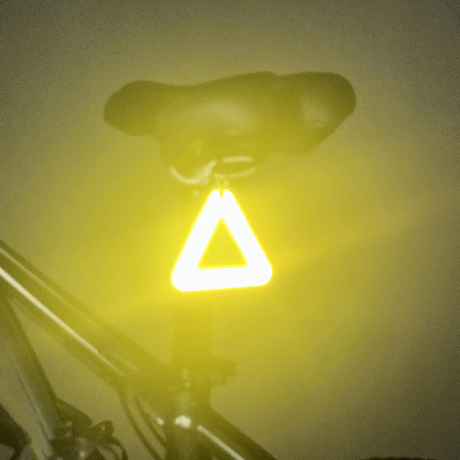 Portable Multi Functional Bike Triangle Reflective Signs Safety Warning Pendant Night Riding Reflective Patch Reflective Label