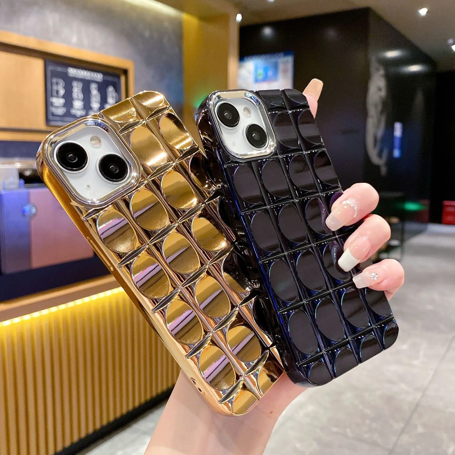 Luxury Concave Convex Design Electroplated Phone Case Fro IPhone 15 14 13 12 11 Pro Max Plus Premium Feel Shockproof Soft Cover