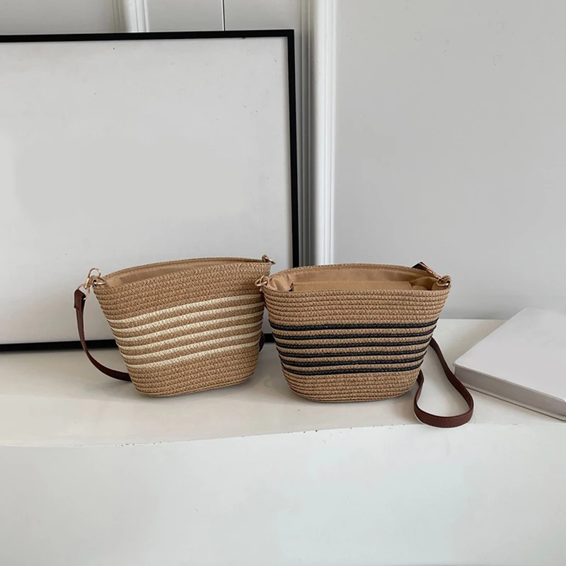 Borsa a tracolla estiva da donna in paglia Borsa da donna per le vacanze al mare Shopping Borsa a tracolla a righe intrecciata Borse a tracolla per