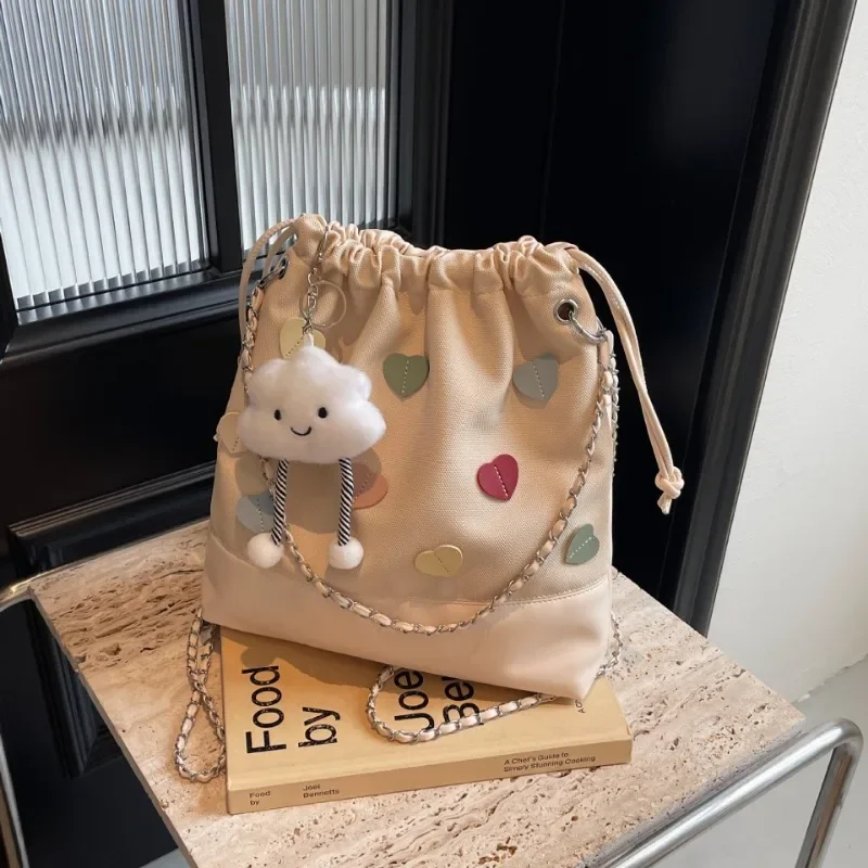 

2024 New PU Love Heart Bucket Bags Popular This Year Small Bags for Women Fashionable Shoulder Drawstring Crossbody Bucket Bags