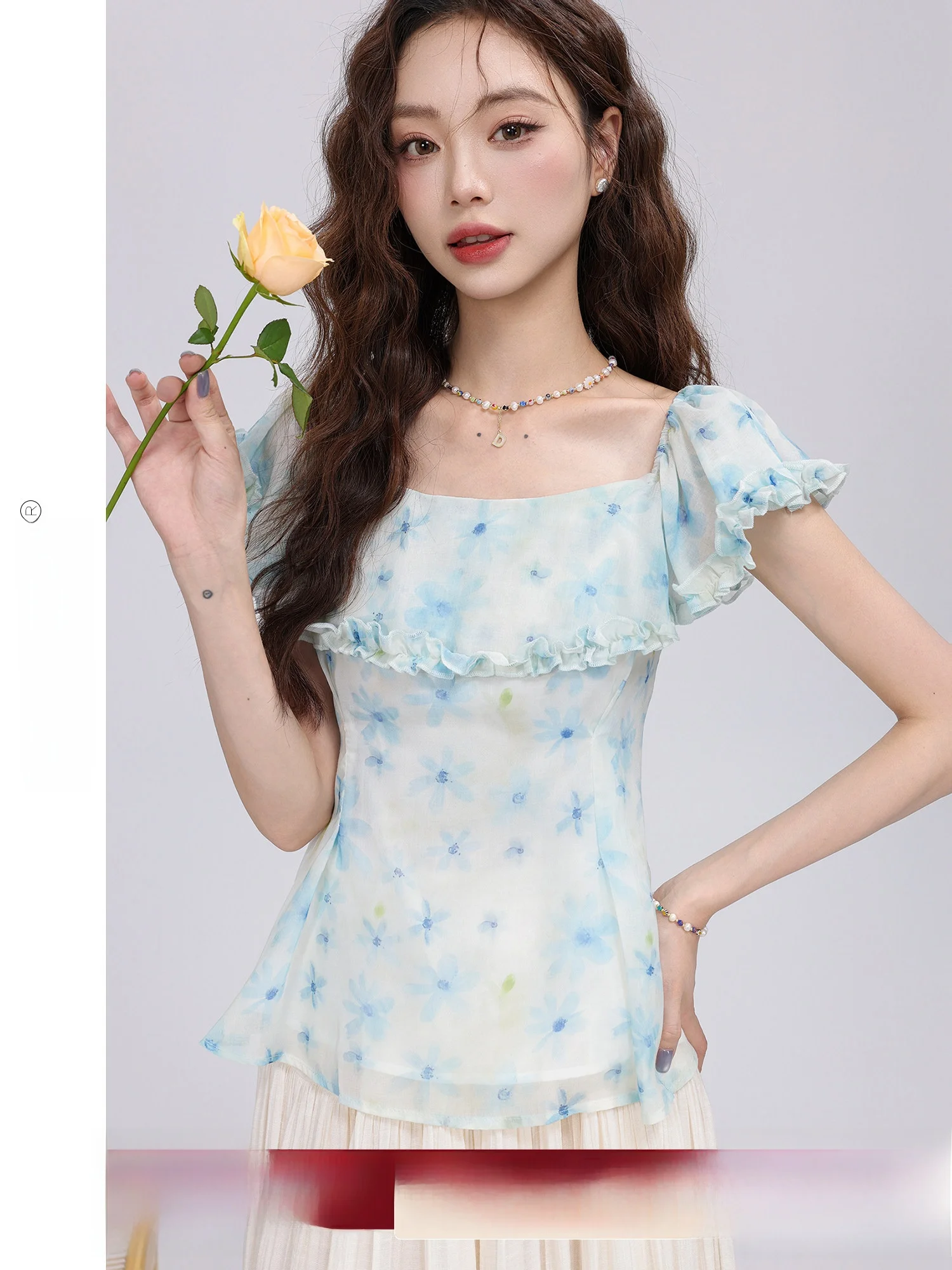 

Blue Floral Print irt Women's Sweet Sle Square Collar Bubble Sve Top Breathable Polyester Summer New Arrival