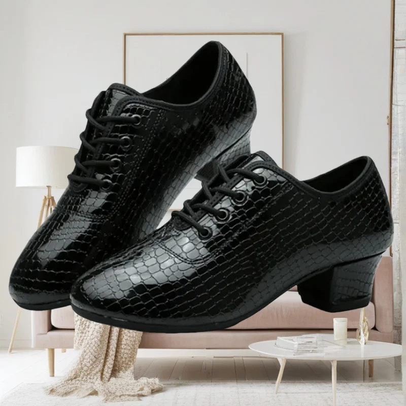 

Новая женская обувь для латинских танцев, современная обувь для бальных танцев на открытом воздухе для взрослых, вальс, танго, женские домашние кроссовки из мягкой воловьей кожи для танцев