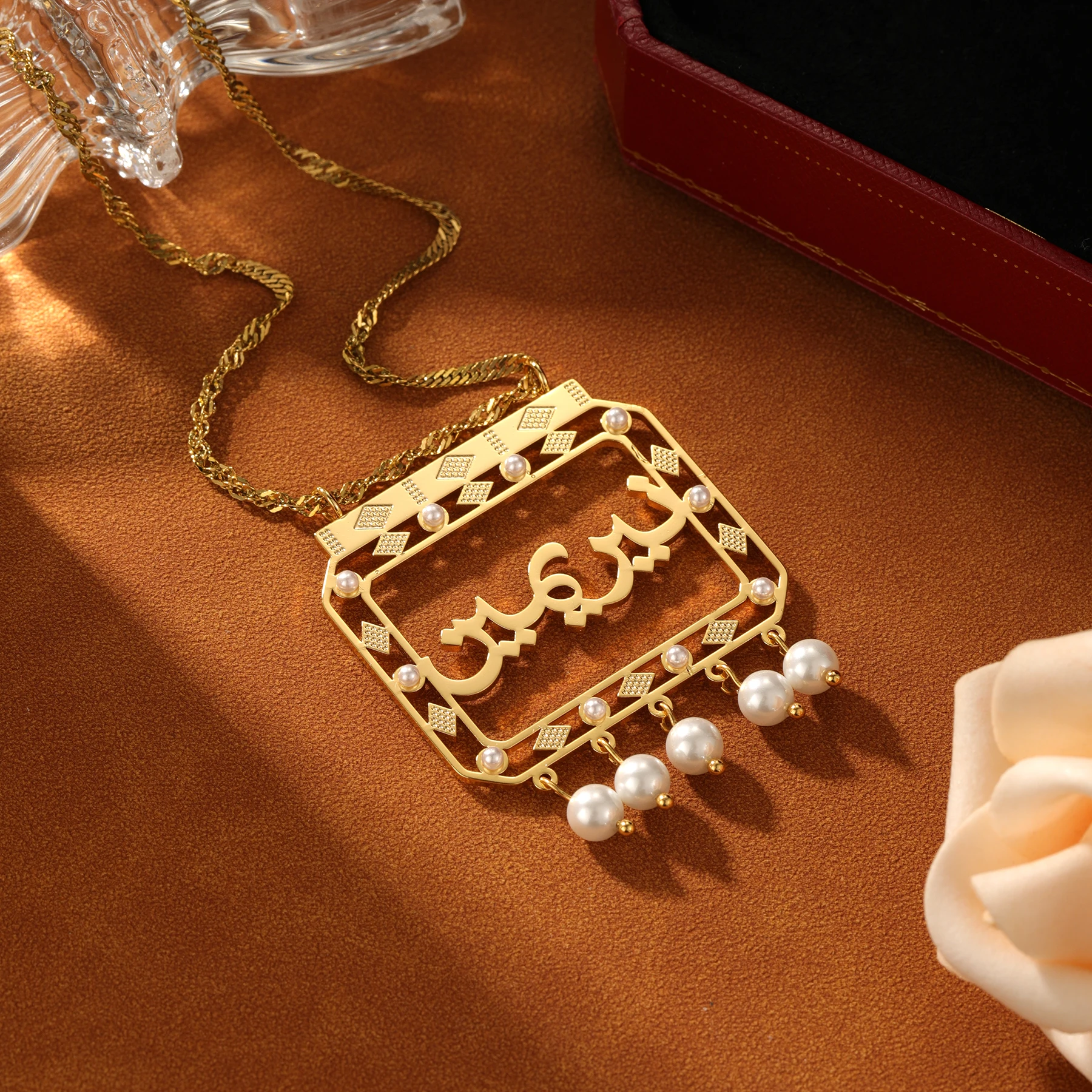 Custom Made Traditional Arabic Jewelry High End Luxury Necklace for Women with Arabic Symbols for Saudi Arabia National Day