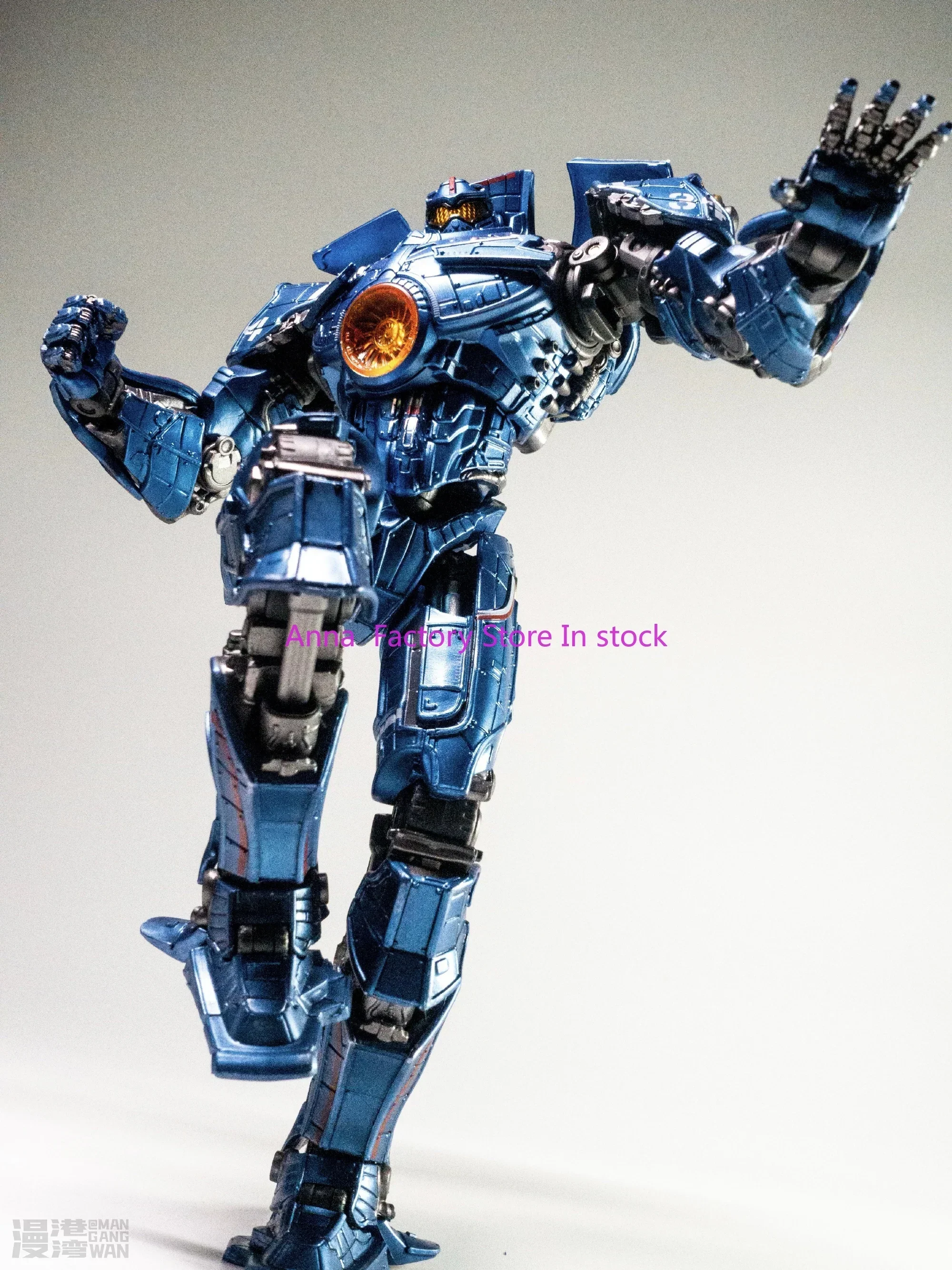 

In stock LING JIHUN Original Pacific Rim Gipsy Danger 8-inch 20CM LED Light Emitting Action Figures Toy Gift Collection