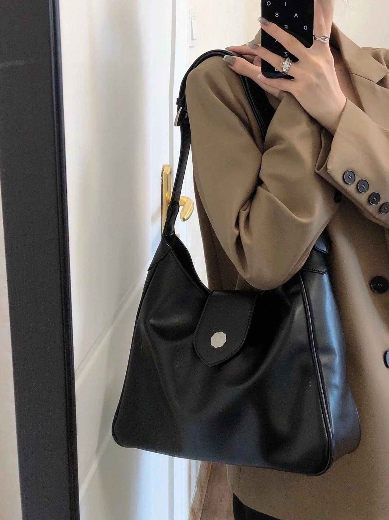 

Casual Large Capaci Soft Leather Crossbody Bag Women's Simple Design Oil Wax Leather Single oulder Bag New 2025