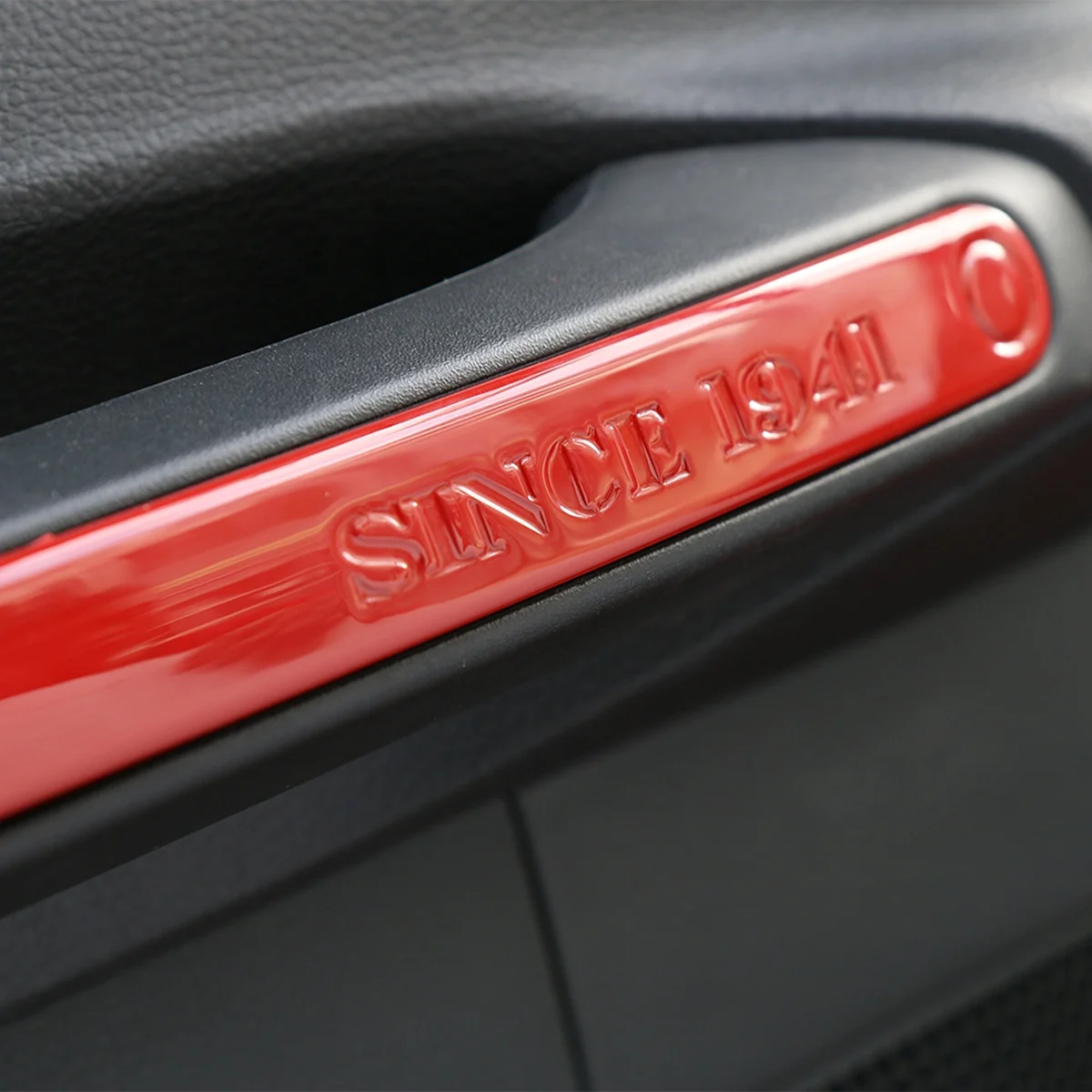 مقبض مسك نحاسي للوحة القيادة ، ملحقات تشذيب داخلية لسيارة جيب رانجلر JK-من من من من الداخل ، غطاء أحمر