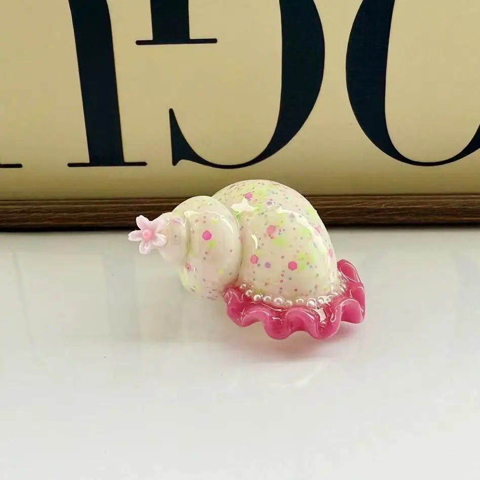Hand Painted Shell Hermit Crab Replacement Shell DIY Handmade Creative Hand Painted Natural Conch Shell Home Decoration