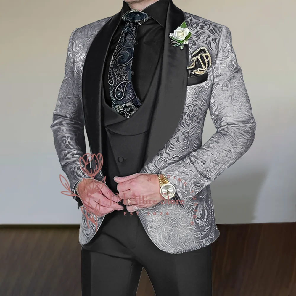 

Серебристо-серый жаккардовый костюм для мужчин, комплект из 3 предметов, черный атласный пиджак, жилет, брюки, индивидуальный костюм для свадьбы, жениха, коктейльной вечеринки, смокинг