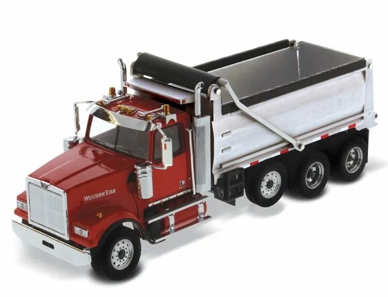 شاحنة قلابة Western Star 4900 - مقياس أحمر/فضي Diecast Masters 1:50 # 71067