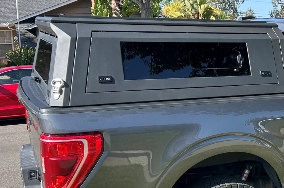 4x4 Pickup Truck Canopy Hard Top |  Truck Topper for Ford F150 / Toyota Hilux | Waterproof & Anti-Theft