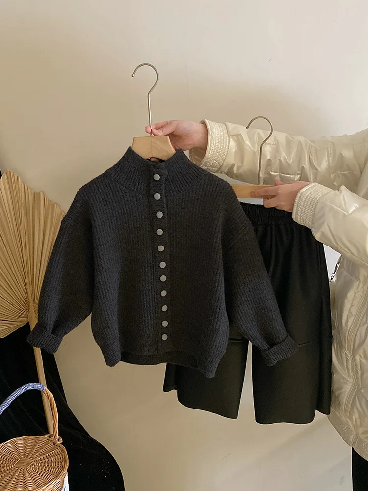

Girls' Elegant High Neck Fleece-Lined Warm Knit Sweater Autumn Winter New Fleece-Lined Leather Pants Children's Set