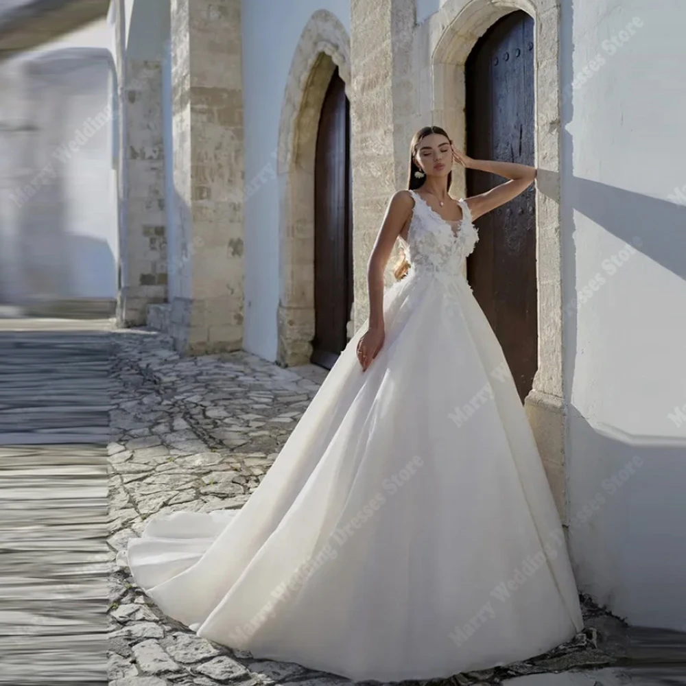 

Elegant A-Line Women Wedding Dresses Sexy V-Neck Long Sleeves Tulle Bridal Gowns Mopping Length Robes De Mariee Customized 2025