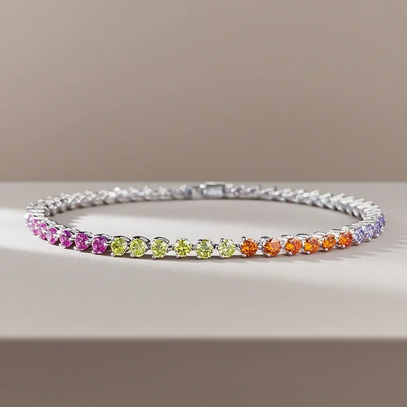 Pulsera de lujo de oro blanco y platino macizo PT950 con diamantes de color para mujer, estilo veraniego, arcoíris, fresco y vibrante.