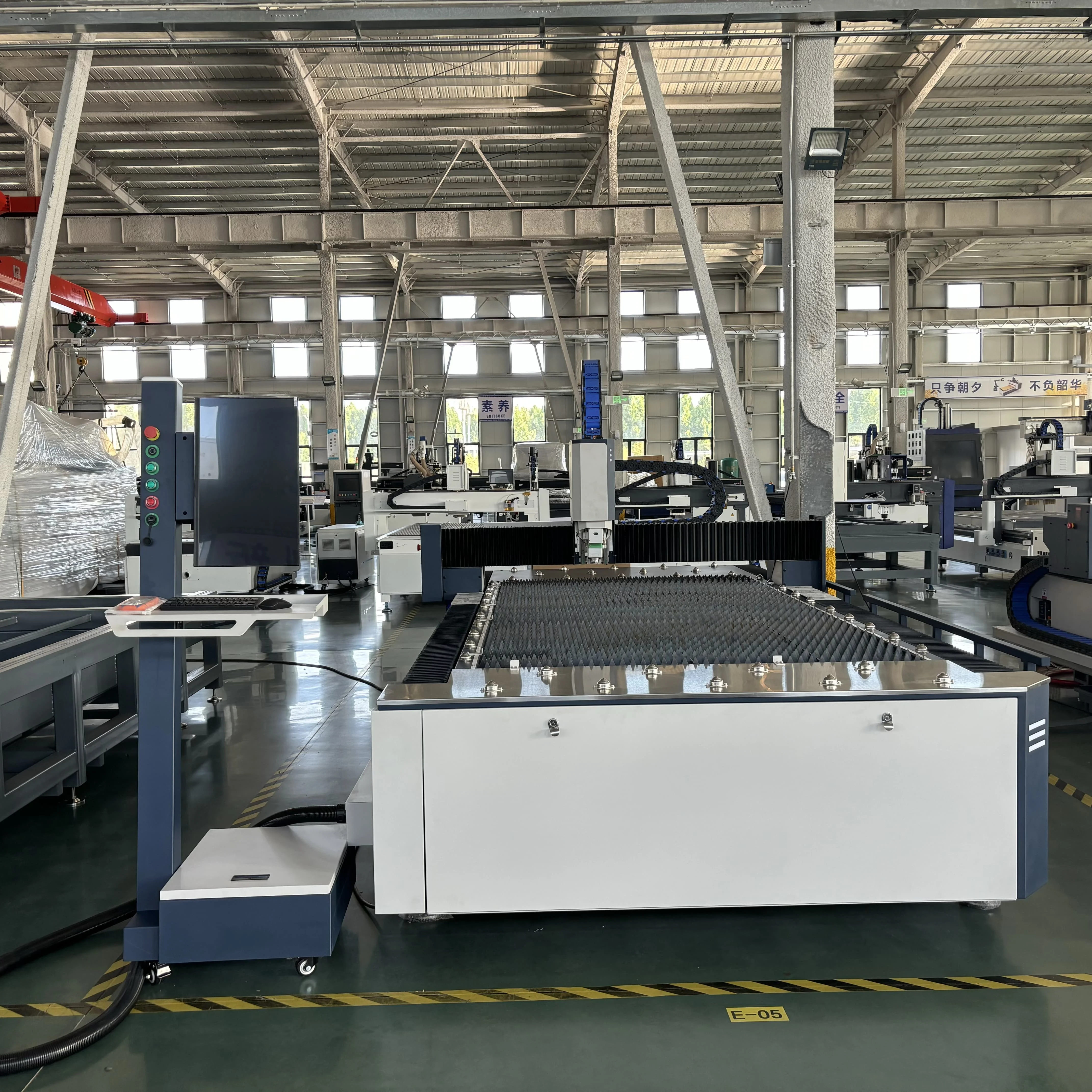 Utools Professional Metal 1500w Laser Cutting Machine Optimized for Productivity, Energy Efficiency, and Easy Setup