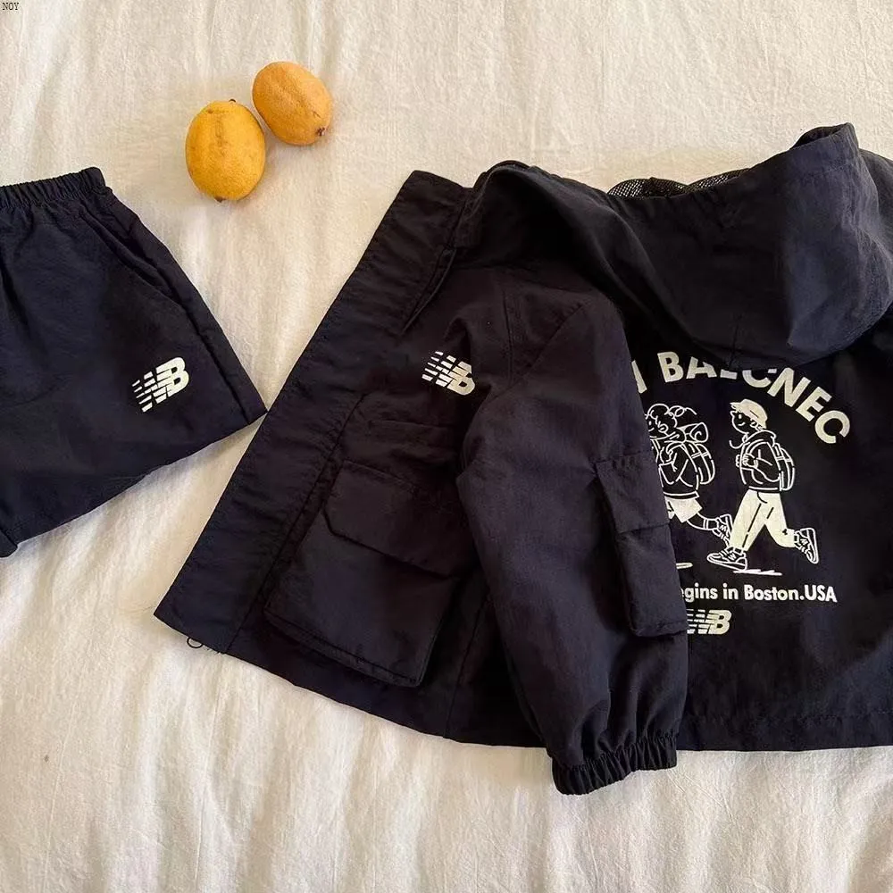2 4 6 7Y Children's Spring and Autumn Set 2026 New Fashion Boys' Letter Hooded Jacket Pants Two Piece Set