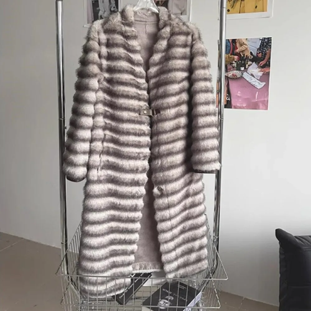 Wintercontrastkleur Grijs Horizontale Strip Faux Nertsen Bontjas Dames V-hals Gesp Vooraan Losse Warme Midi Lange Bovenkleding