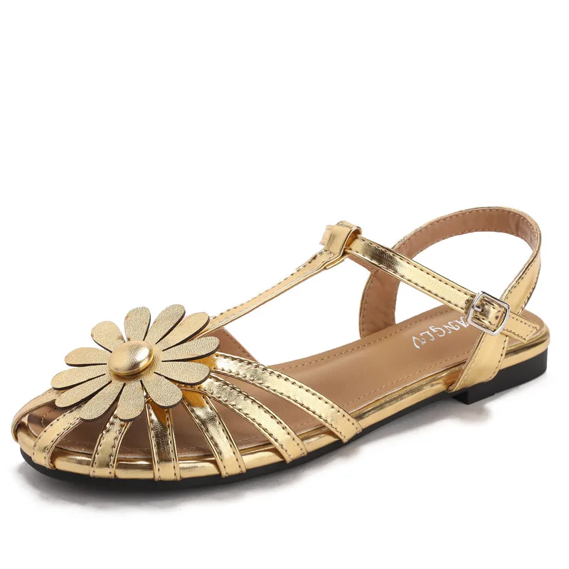 

Elegant Metal Flowers Decorated Flat Sandals for Women Fashion Ankle Strap Buckle Gladiator Sandals Summer Hollow Beach Sandals