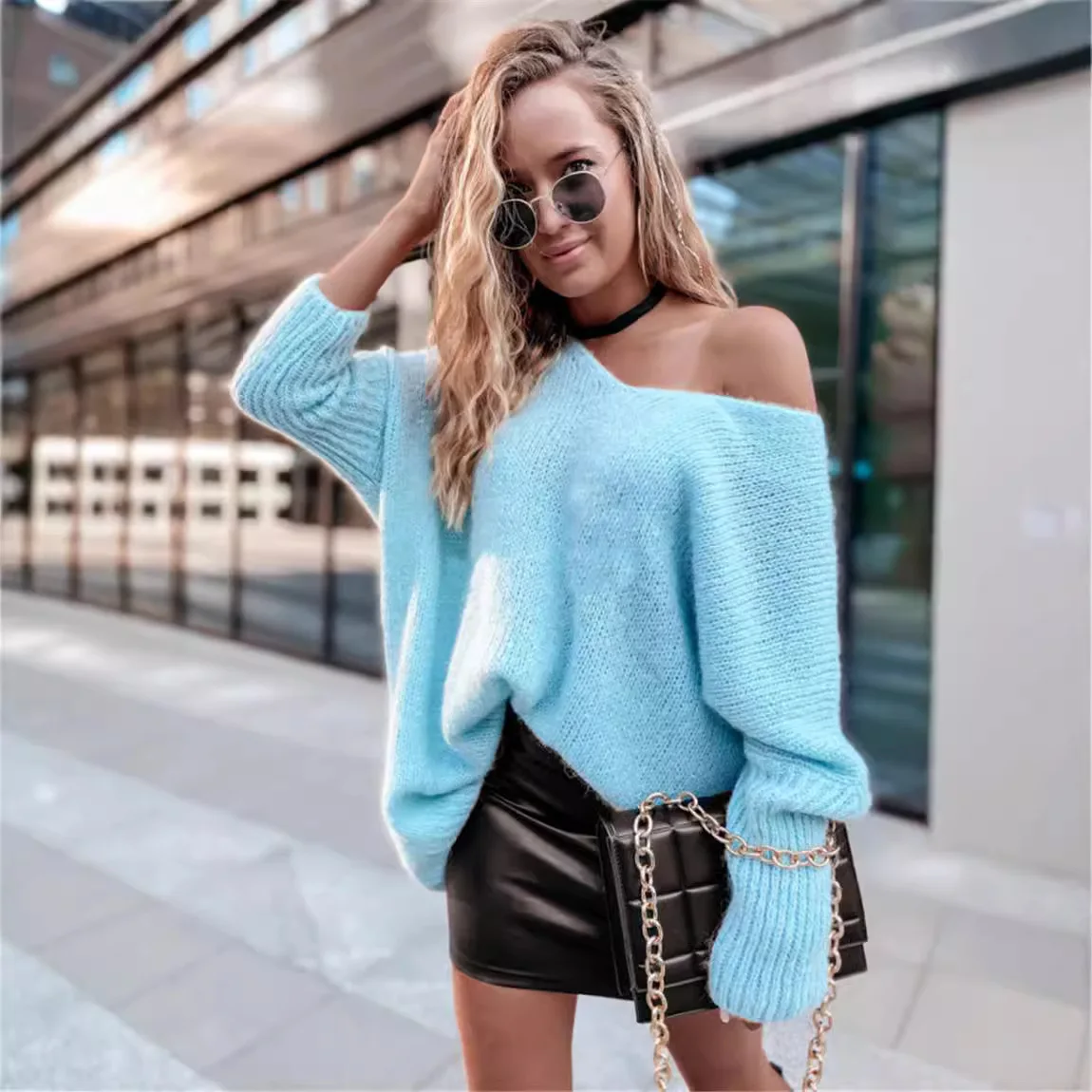 Frauen Pullover Lose V-ausschnitt Batwstring Hülse Dicken Pullover Splice Casual Off Schulter Jumper Streetwear Herbst 2025,